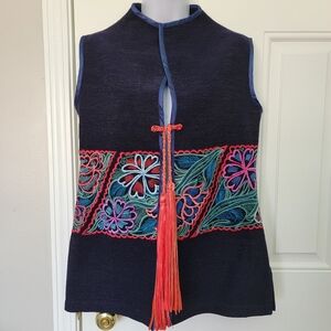 Mina Alvarez 100% Handmade Embroidered Floral Vest Braided Ovine Leather Small